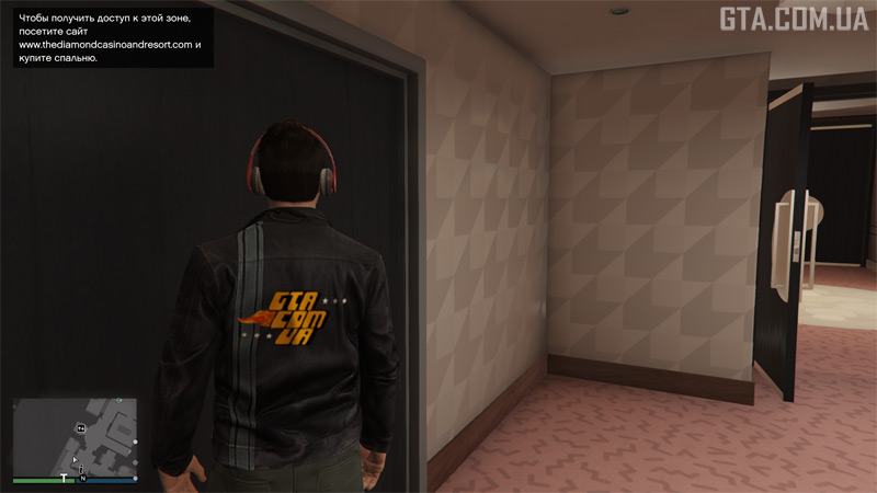 Зачинені кімнати в пентхаусі.