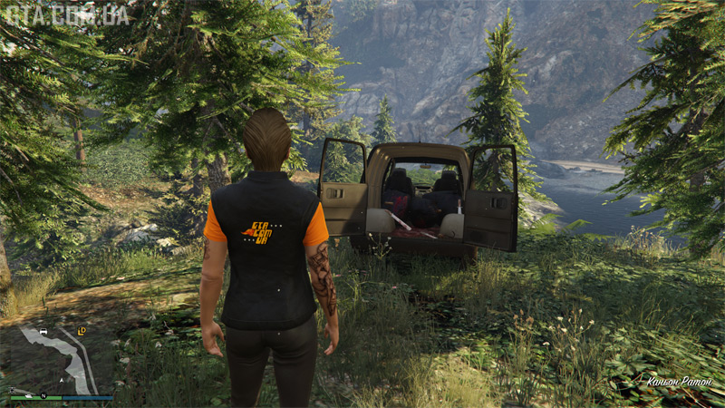 Доказ #5, перше можливе місце. Чорний фургон Vapid Speedo з мачете та сміттєвими мішками у крові біля річки в каньйоні Ратон.