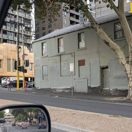 Стена сегодня.