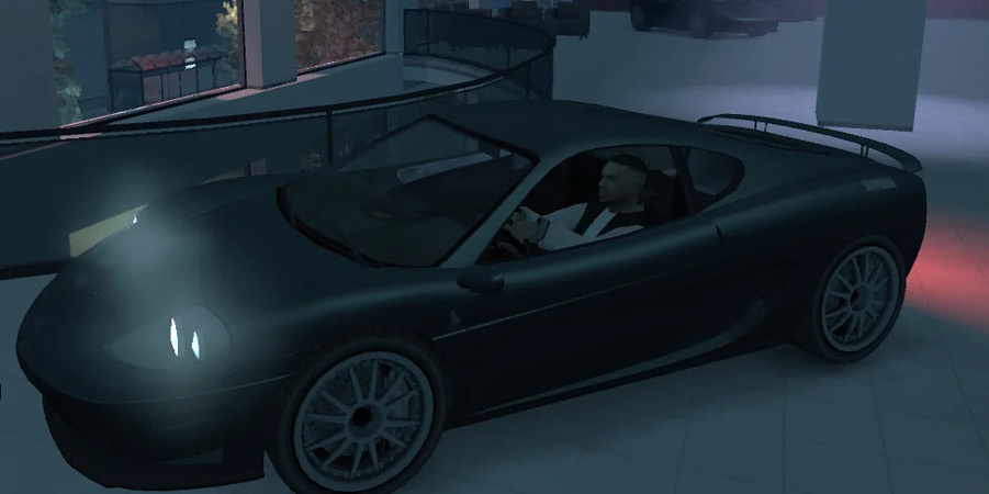 Спойлер у Grotti Turismo.