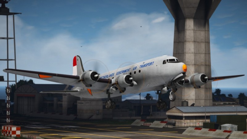 Douglas DC-4/C-54 (Add-On) v1.1