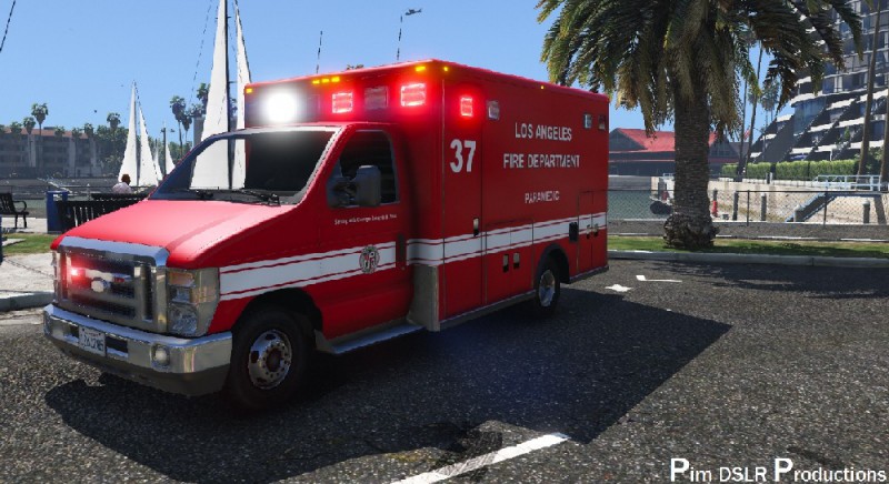 Ford E-450 Ambulance