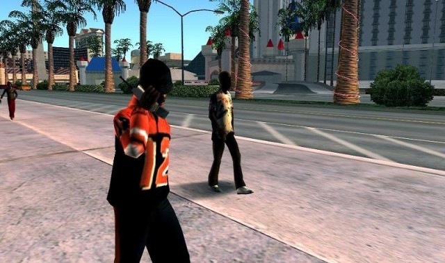 Прохожие разговаривают по телефону