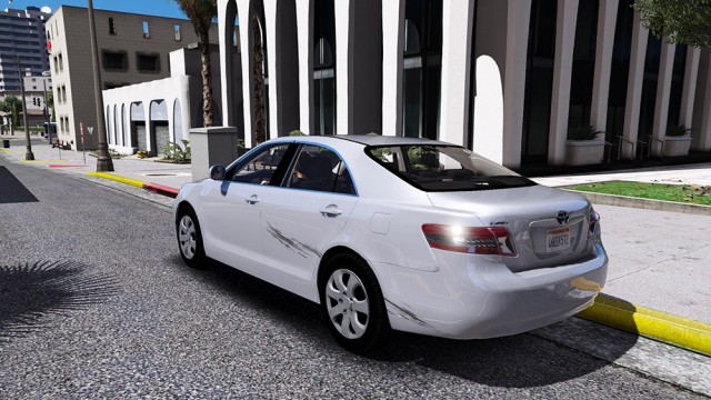 Toyota Camry GL 2.0 2011 